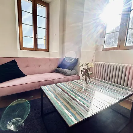 Des Alpes Apartment Inden